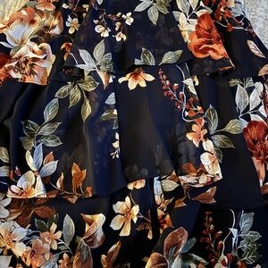 Women’s Lulu Brand Floral Tiered Toe-back Maxi